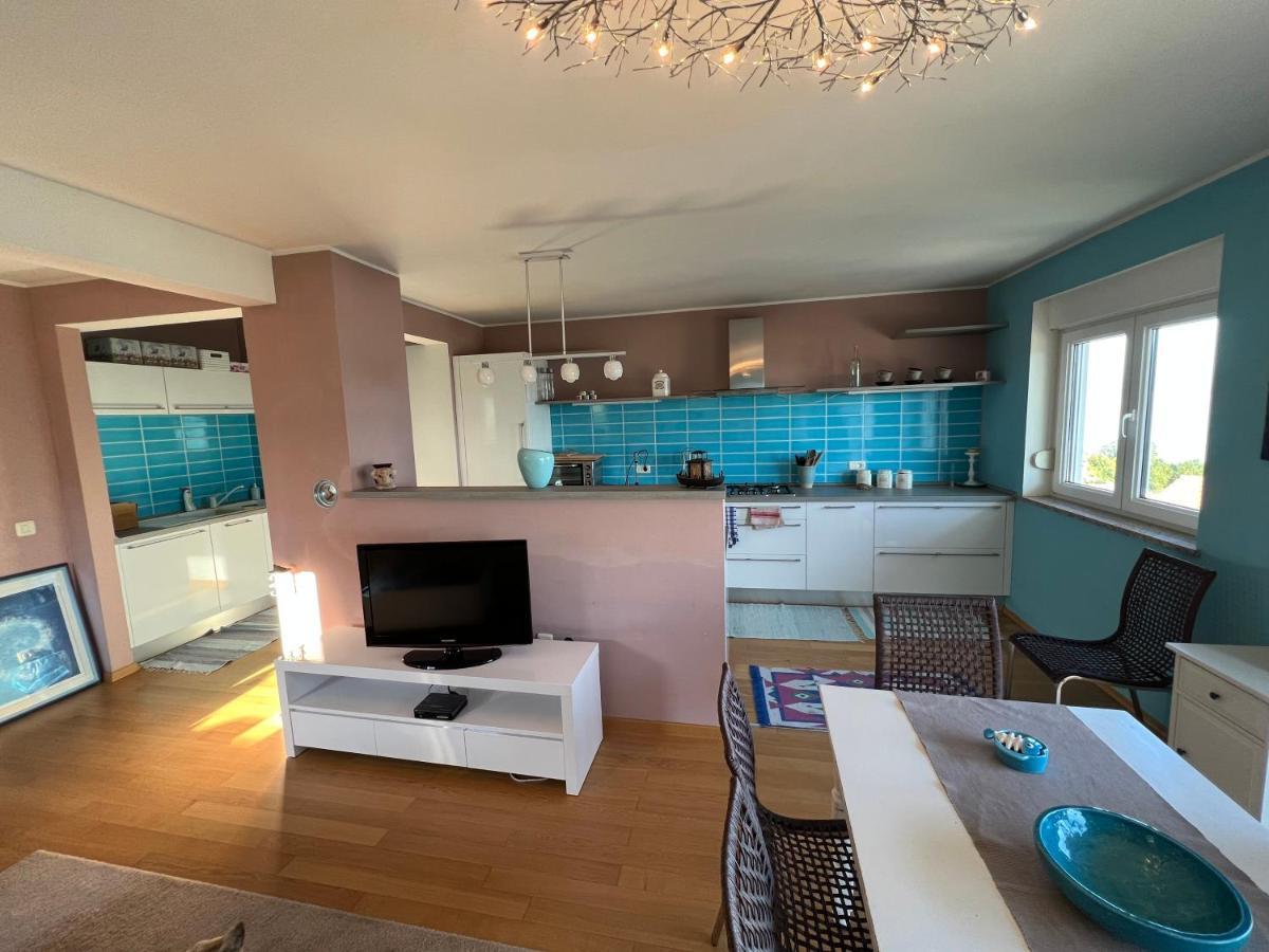 Panoramic Apartment Sea View And Pool Opatija อิตชิชี ภายนอก รูปภาพ