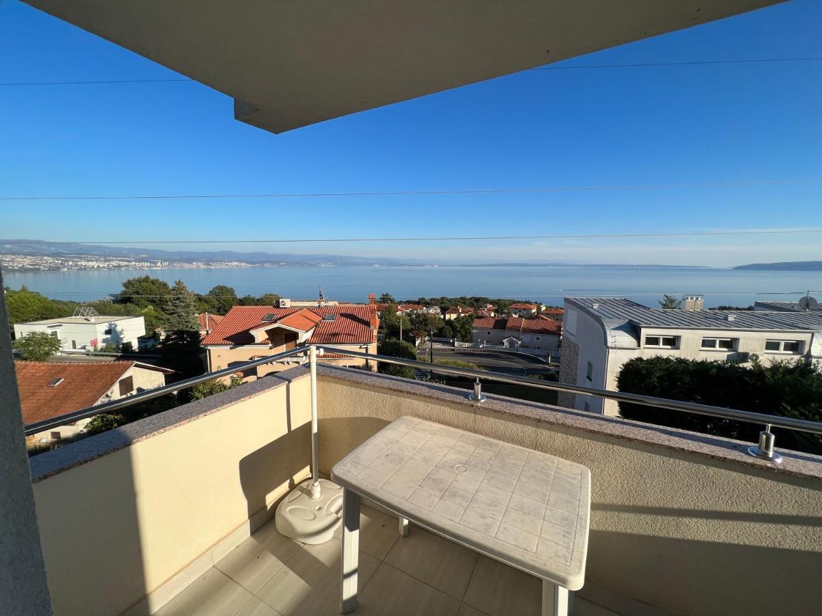 Panoramic Apartment Sea View And Pool Opatija อิตชิชี ภายนอก รูปภาพ